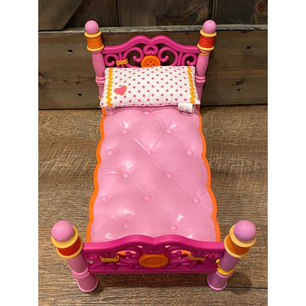 Y2K 2011 Lalaloopsy Sew Cute Bed